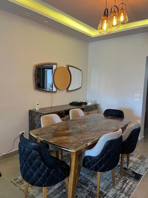 Chalet 3bedroom Double View In Amwaj *